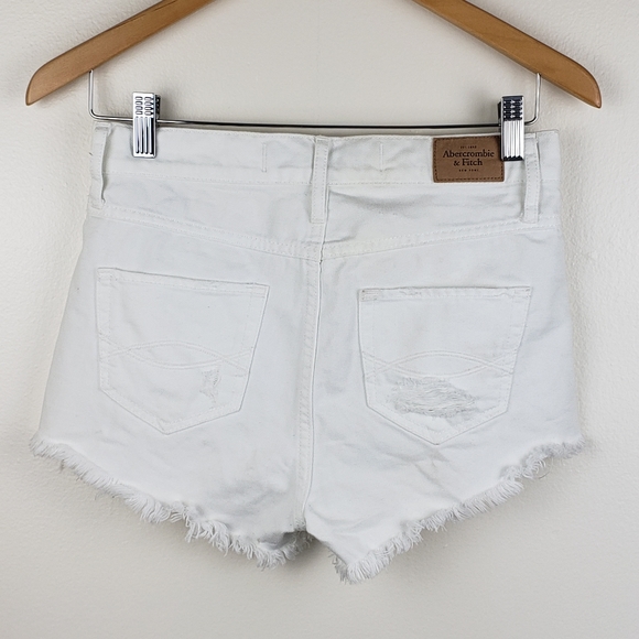 Abercrombie & Fitch White Hot Shorts - Picture 2 of 4
